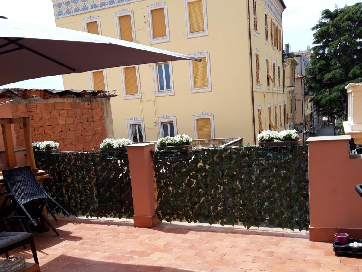 La Terrazza Bed and Breakfast Varazze Exteriör bild