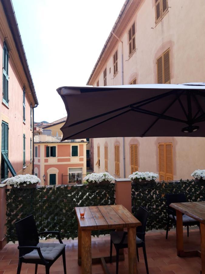 La Terrazza Bed and Breakfast Varazze Exteriör bild